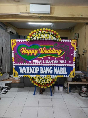 Papan Bunga di Kramatjati