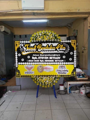 Papan Bunga di Kramatjati