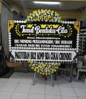 Papan Bunga di Kramatjati