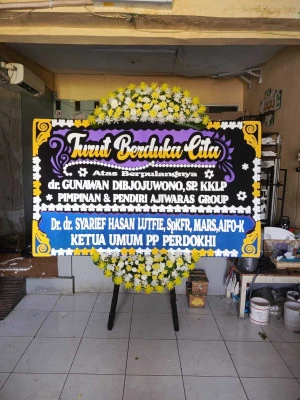 Papan Bunga di Kramatjati